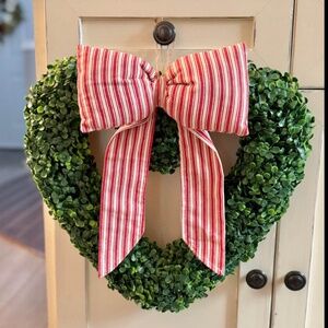 Heart Wreath Farmhouse